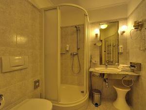 Radium Palace Spa Hotel - Koupelna